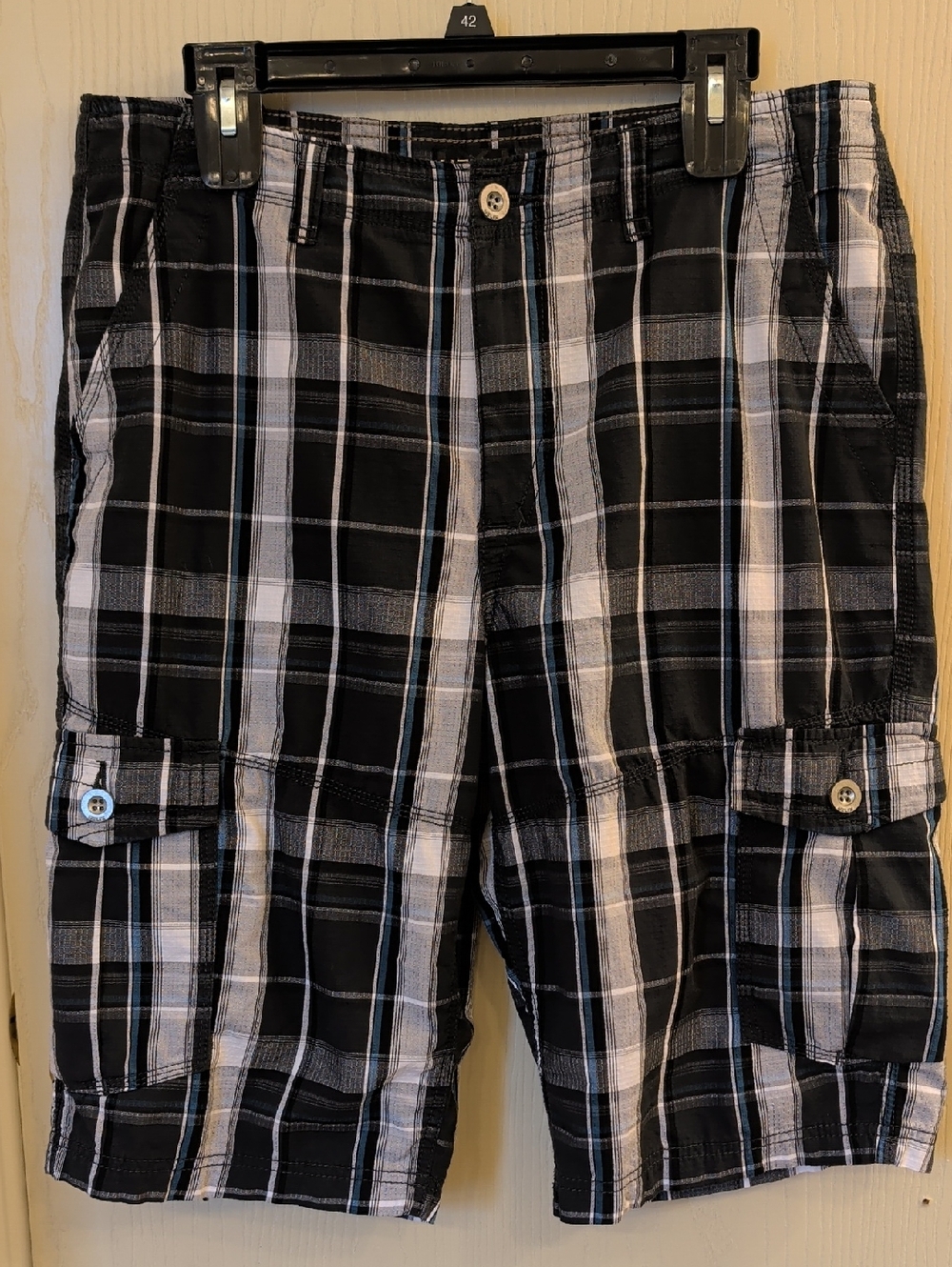 Helix Black White Blue Plaid Cargo Shorts Men’s Size 34